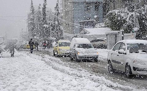 موجة برد شديدة تضرب إيران.. والثلوج تقتل 7 أشخاص