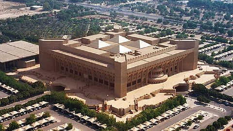 للرجال والنساء.. وظائف شاغرة بالهيئة الملكية بالجبيل