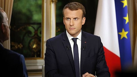 فضيحة.. سيارة الرئيس الفرنسي تعطلت خلال زيارة رسمية!