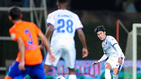 محترف الهلال يكشف سر صعوبة الفوز على الفيحاء