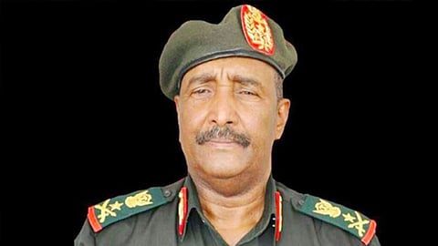 الفريق البرهان يحسم بقاء السودان بالتحالف العربي ومصير التطبيع مع إسرائيل