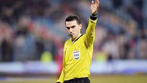 هاتيجان.. ملك البطاقات الصفراء يدير ديربي الرياض