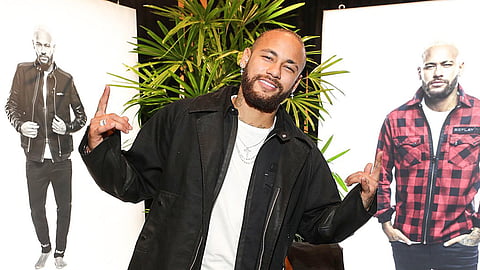 نيمار يثير الأزمات.. وباريس سان جيرمان يستاء من أفعاله