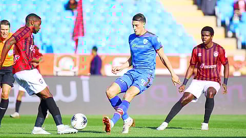 الرائد يحقق فوزًا ثمينًا أمام أبها في الدوري السعودي للمحترفين