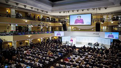 عراقي يهدد بإحراق نفسه أمام مقر انعقاد «مؤتمر ميونخ للأمن»