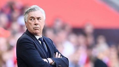 مهاجم توتنهام السابق: أنشيلوتي يصطحب ساحرًا إفريقيًّا في المباريات