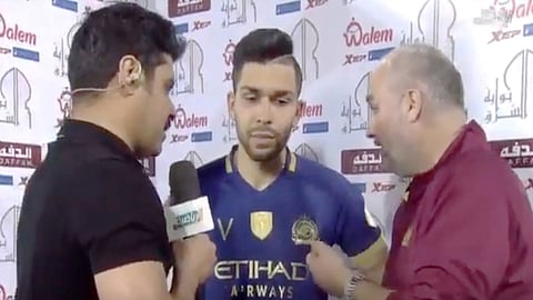 هل يتم إيقاف نجم النصر بسبب هجومه على رئيس الشباب؟