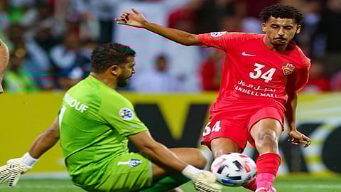 بالفيديو.. عبدالله المعيوف يعلن تجديد عقده للهلال 3 سنوات قادمة