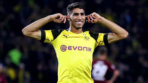 أشرف حكيمي حائر بين دورتموند وريال مدريد