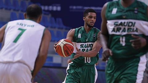 السعودية تواجه قطر في افتتاح تصفيات بطولة آسيا لكرة السلة