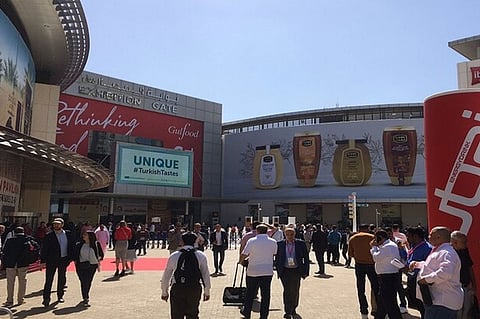 بالصور.. عصائر بالذهب عيار 22 قريبًا في الخليج