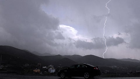 الحصيني: غدًا أول أيام «عقرب الدم».. ويستمر لـ13 يومًا