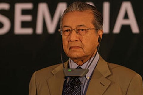 استقالة رئيس وزراء ماليزيا مهاتير محمد