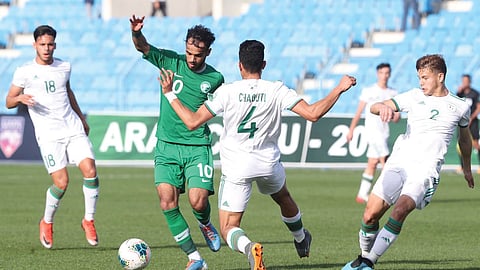 أخضر الشباب يخسر أمام المنتخب الجزائري ويودع كأس العرب