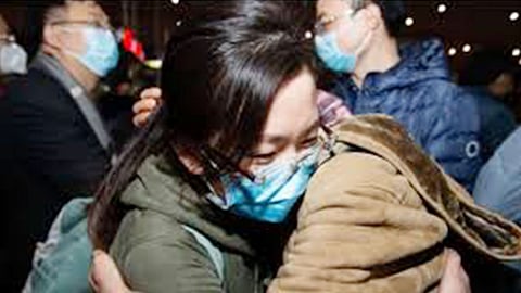 الخضيري: احذر طريقة السلام العربية مع مصابي فيروس كورونا