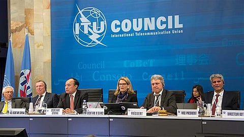 4 أسباب وراء تصدر المملكة أوائل الدول في خدمة الألياف الضوئية