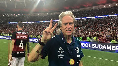 جيسوس مدرب الهلال السابق يواصل إحراز الألقاب مع فلامنجو البرازيلي