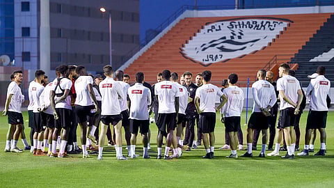 الشباب يدفع بقوته الضاربة في مواجهة الاتحاد بالدوري السعودي