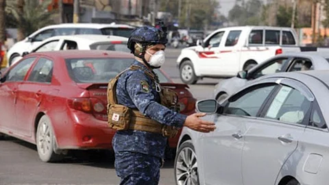 دخلوا خفية.. اعتقال 6 إيرانيين بالعراق.. أحدهم ظهرت عليه أعراض كورونا