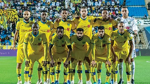التعاون يتلقى ضربة مزدوجة قبل مواجهة أبها بالدوري السعودي