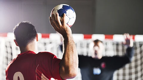 فيروس كورونا يؤجل بطولتين أفريقيتين لليد