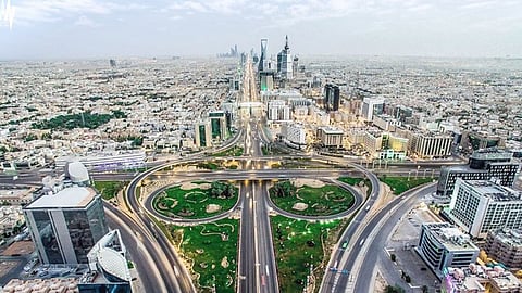 الأرصاد تعلن «طقس الجمعة»: غبار يؤدي إلى انعدام الرؤية الأفقية بـ5 مناطق