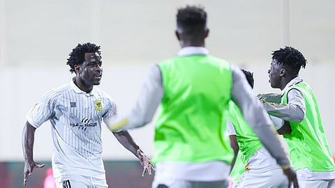 الحزم يفرض تعادلًا دراميًا على الاتحاد.. ويحرم كاريلي من العلامة الكاملة