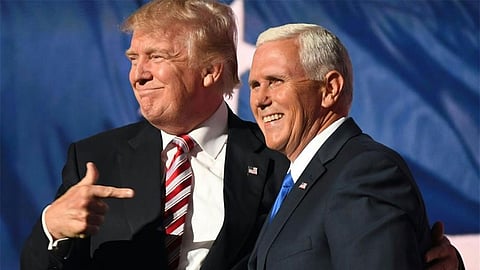 البيت الأبيض: ترامب وبنس لم يكونا قريبين من شخص مصاب بكورونا