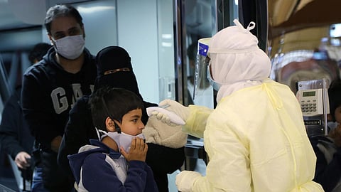 الملحقية الثقافية بأمريكا تدعو السعوديين للتقيّد بتعليمات السلامة بشأن كورونا