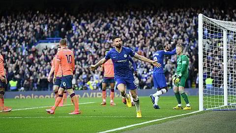 تشيلسي يسحق إيفرتون برباعية نظيفة بالدوري الإنجليزي