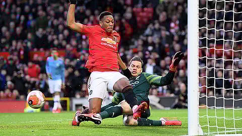 مانشستر يونايتد يقهر الـ«السيتي» ويقدم هدية العمر لليفربول