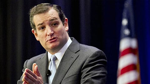 السيناتور الأمريكي تيد كروز يعزل نفسه بعد اتصاله بمصاب بكورونا