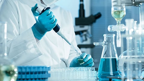 دراسة صينية تُحذر من سلالة جديدة «أكثر شراسة» لفيروس «كورونا»