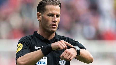 صافرة هولندية تدير موقعة ليفربول وأتلتيكو بدوري الأبطال