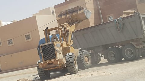  بالصور.. بلدية الخرج تبدأ حملة إزالة مخلفات البناء مجهولة المصدر