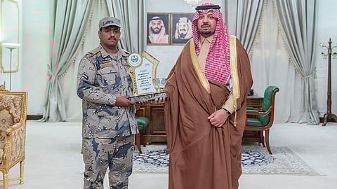 بالفيديو.. «عمل بطولي» يتسبب في تكريم أمير الحدود الشمالية لجندي «حرس الحدود»