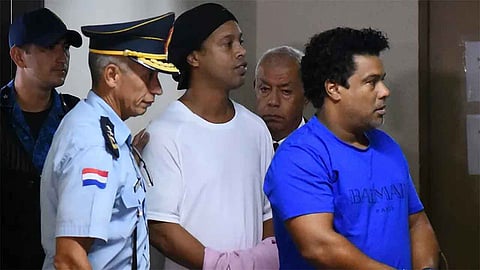 تطور جديد يضرب أزمة رونالدينيو في باراجواي