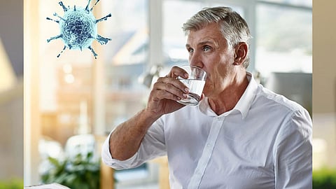 شرب الماء وحبس التنفس.. أخبار كاذبة عن فيروس كورونا