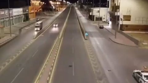 بالفيديو.. انخفاض الحركة المرورية بطريق الجوف تزامنًا مع الإجراءات الوقائية