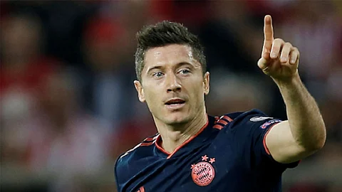 ليفاندوفسكي يتبرّع بمليون يورو لمكافحة كورونا