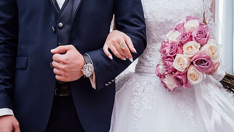 افتقار العاطفة ينذر بانهيار الزواج.. كيف ننقذ العلاقة؟