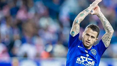 محترف الهلال يعلن رغبته في الرحيل إلى الدوري الإيطالي