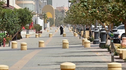 الأنشطة المستثناة من الأمر الملكي بمنع التجول للحد من انتشار كورونا