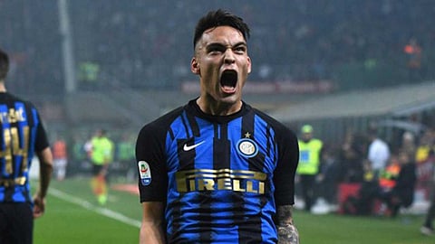 برشلونة يتلقى صفعة من الأفاعي قبل ميركاتو الصيف