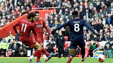 اتحاد اللاعبين المحترفين بإنجلترا يبحث الآثار الاقتصادية لفيروس كورونا