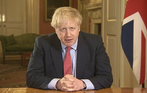 بالفيديو.. بوريس جونسون يعترف بإصابته بكورونا.. وحكومة بريطانيا: خالط وزراء