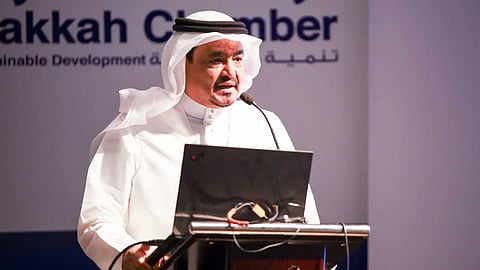 وزير الحج يعلن رعاية المملكة لـ1200 معتمرًا.. ويوضح السبب