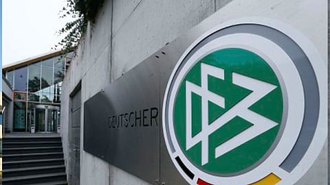 الاتحاد الألماني يلزم الأندية بفحص طبي صارم قبل استئناف الدوري