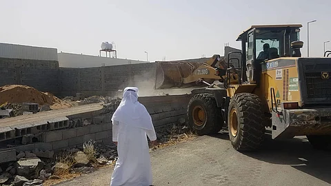 بالصور.. «أمانة مكة» تحرر 800 ألف متر مربع من التعديات العشوائية