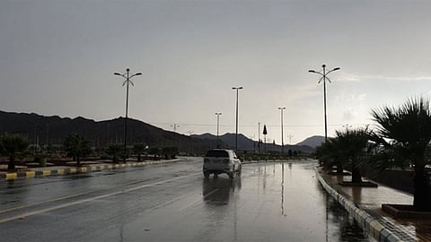 تنبيهات الأرصاد: سحب رعدية ممطرة على نجران.. وأتربة مثارة بالمدينة